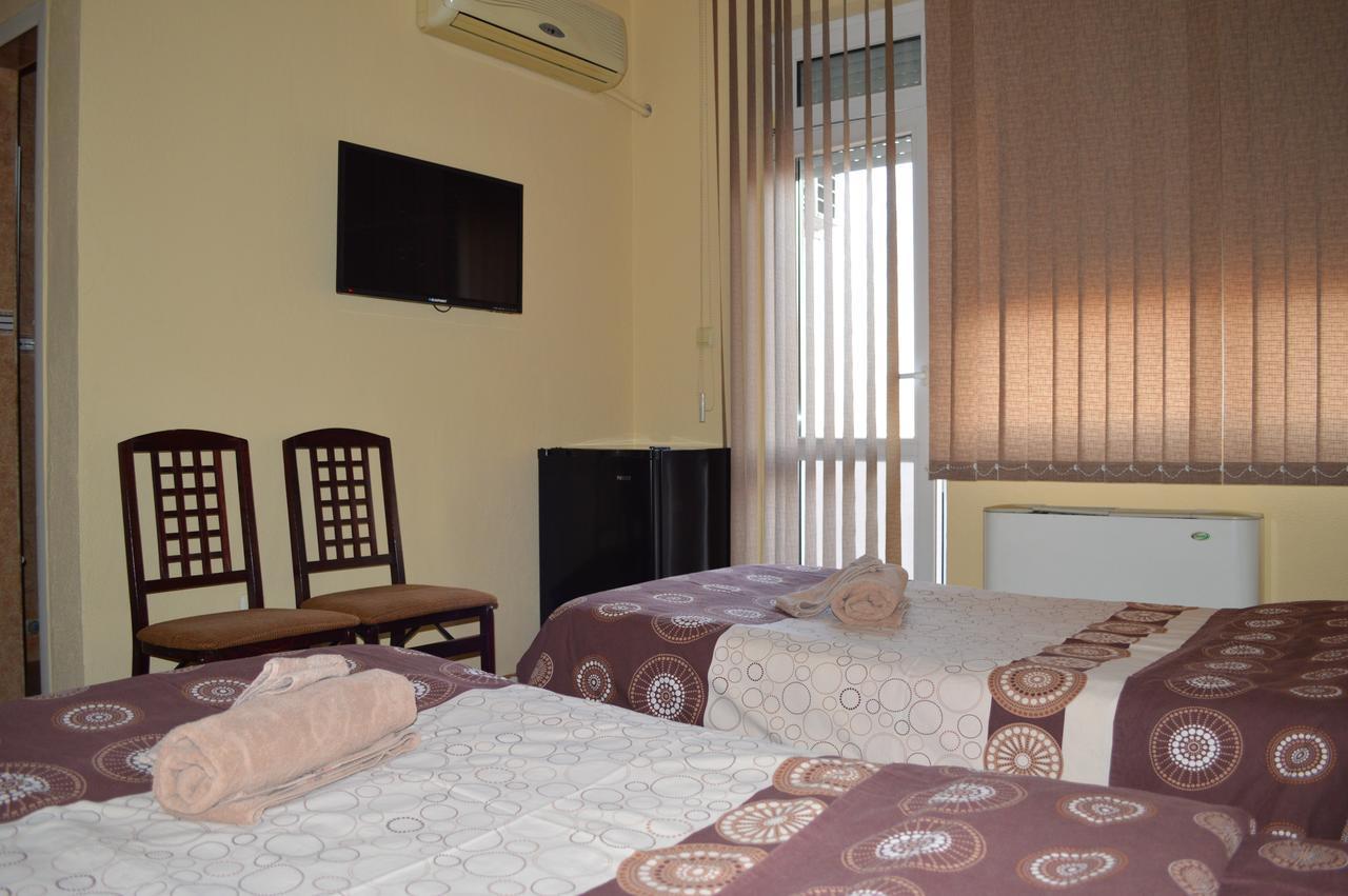 Dionis Hotel Petrich  Exterior photo
